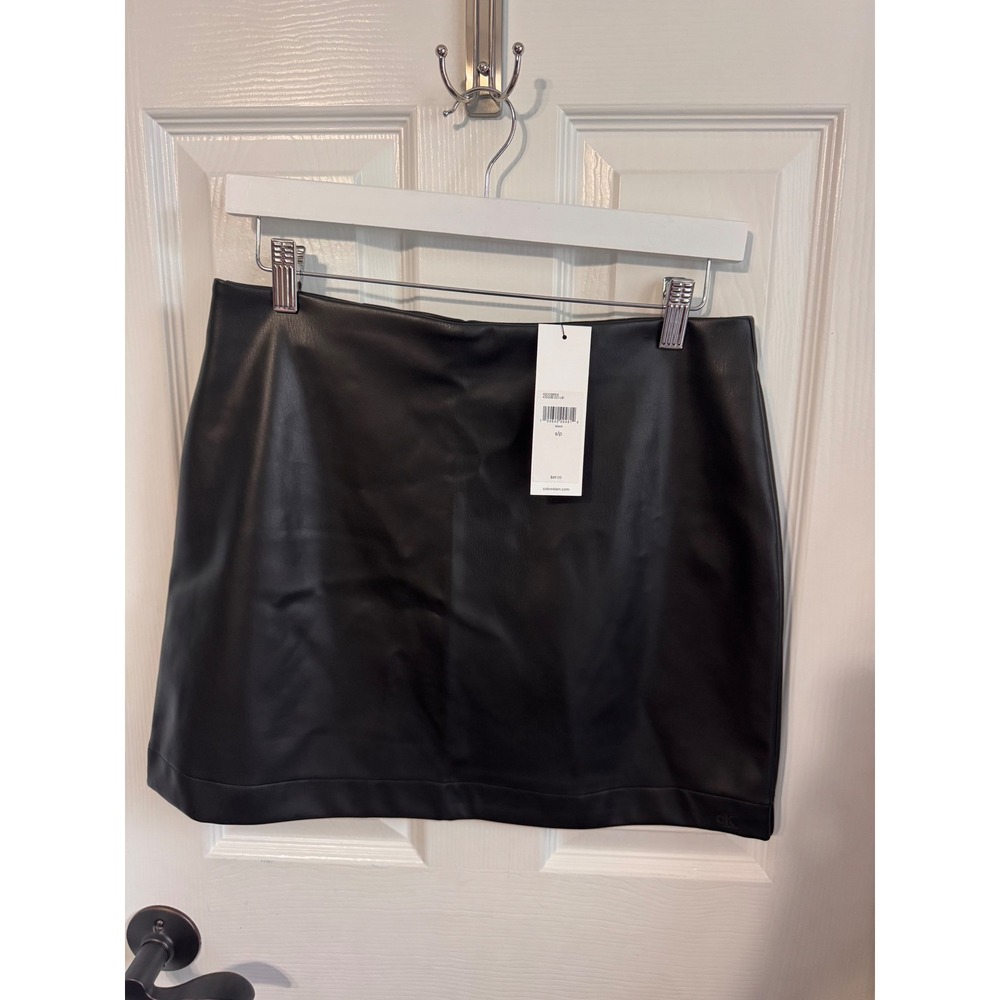 Calvin Klein Faux Leather Mini Skirt Black Size Small NWT